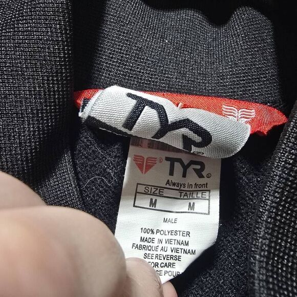 TYR Male Freestyle Warm-Up Jacket - Picture 5 of 5